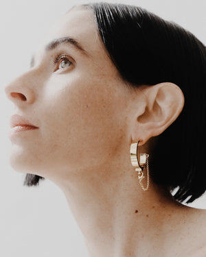 SAFETY CHAIN HOOP EARRINGS