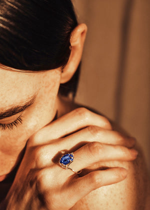 <p>frond ring</p><span>antique sapphire</span><span>circa 1930</span>