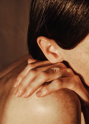 <p>full frond ring</p><span>antique diamond</span><span>circa 1940</span>