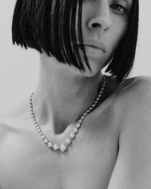 GRADUATED PEARL NECKLACE