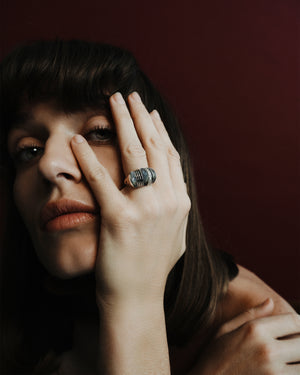 PAVÉ LENOX RING - LABRADORITE