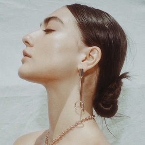 INLAID BAGUETTE LINE EARRINGS - TIGER EYE