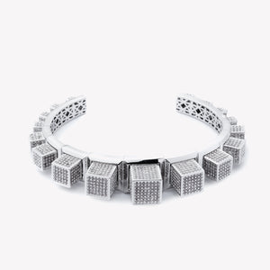 PAVÉ GRADUATED CUBE CUFF