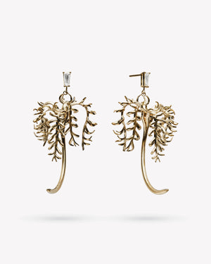 <p>palm earrings</p><span>antique diamonds</span><span>circa 1920</span>