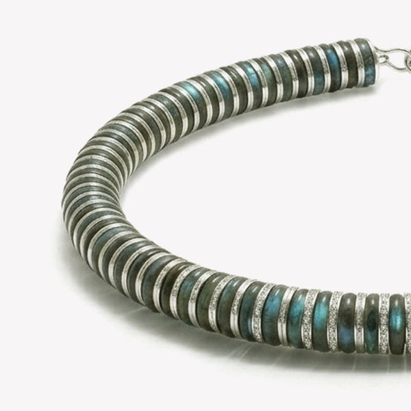 PAVÉ LENOX NECKLACE - LABRADORITE