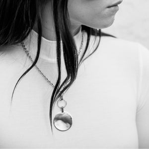 IOS PENDANT NECKLACE