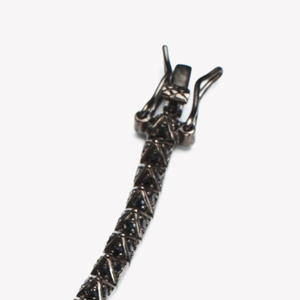 PAVÉ PYRAMID TENNIS BRACELET