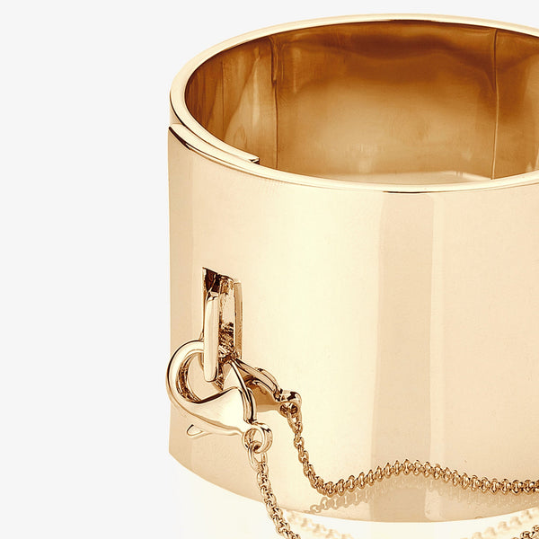 WIDE SAFETY CHAIN CUFF