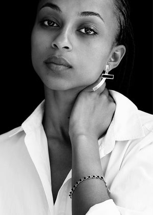 INLAID CROSSBAR EARRINGS - ONYX