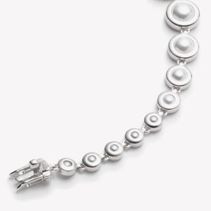 GRADUATED PEARL BRACELET