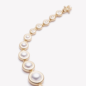GRADUATED PEARL BRACELET