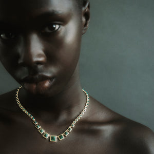GRADUATED PYRAMID NECKLACE - MALACHITE