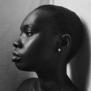 PAVÉ PYRAMID STUD EARRINGS