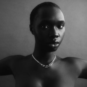 GRADUATED PYRAMID NECKLACE - ONYX