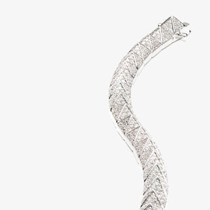 PAVÉ PYRAMID BRACELET - 6.5 INCH LENGTH