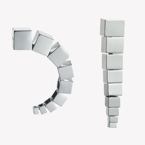 GRADUATED CUBE EARRINGS