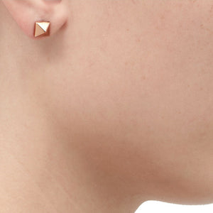 PYRAMID STUD EARRINGS