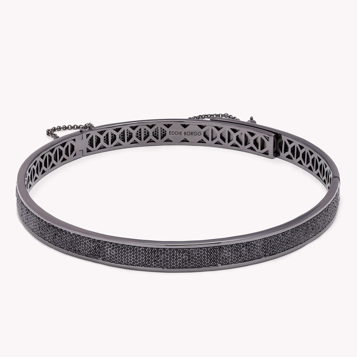 PAVÉ SAFETY CHAIN CHOKER