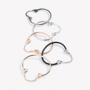 CHAIN LATCH CUFF PARURE