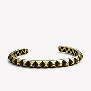 MENS PYRAMID CUFF