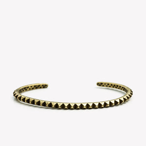 MENS SMALL PYRAMID CUFF