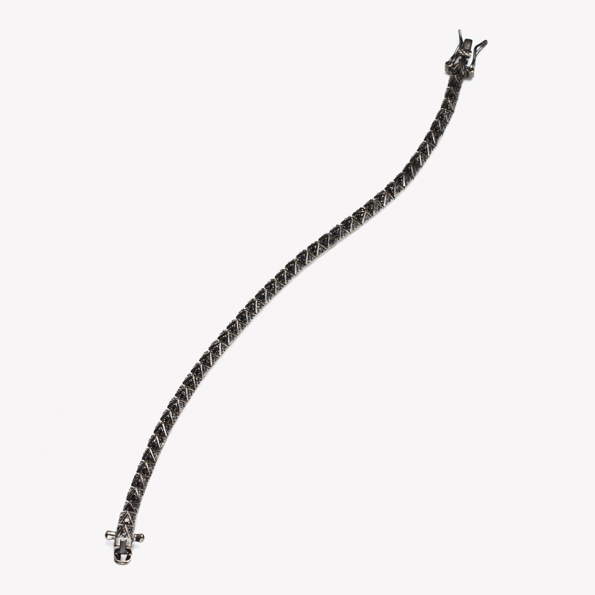 PAVÉ PYRAMID TENNIS BRACELET