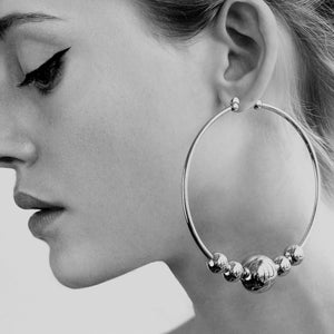 LARGE SPHERE HOOPS