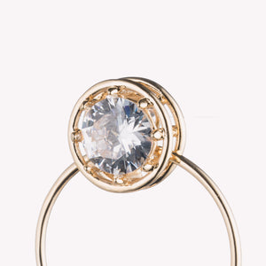 CIRCLE ESTATE HOOP EARRINGS