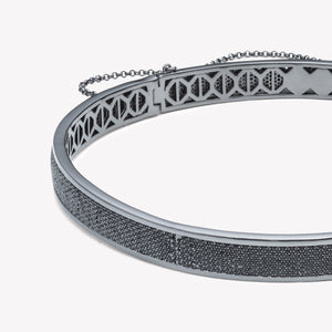 PAVÉ SAFETY CHAIN CHOKER